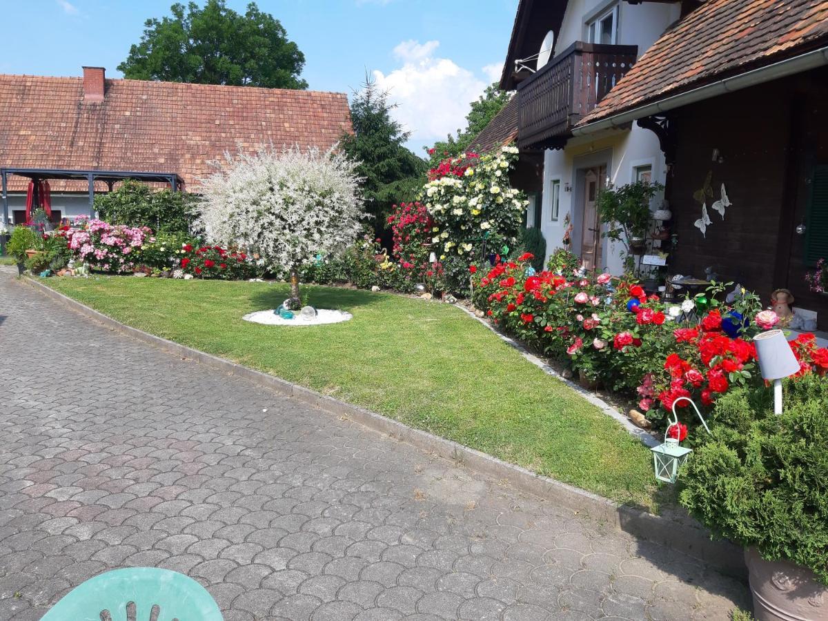 Gaestehaus Zur Schoenen Aussicht Hotel Wies Exterior photo