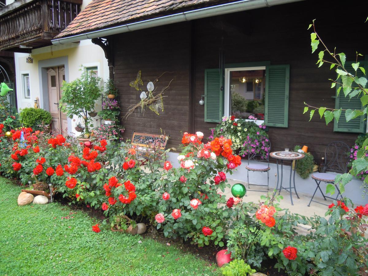 Gaestehaus Zur Schoenen Aussicht Wies Exterior photo